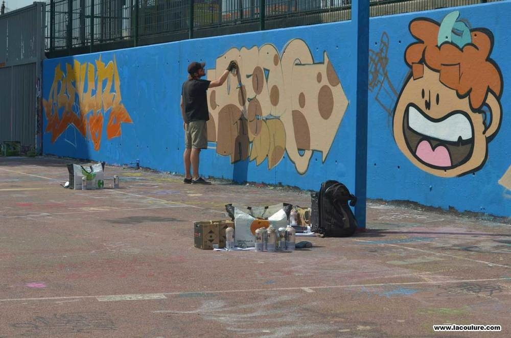 Image d'illustration pour : Créer un mur autorisé pour le graffiti Image d'illustration pour : Créer un mur autorisé pour le graffiti